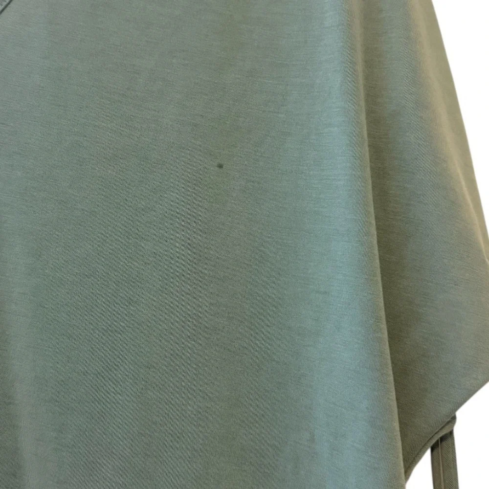 Green Envelope Short Sleeve Top in Sage - Size L - Picture 3 of 4